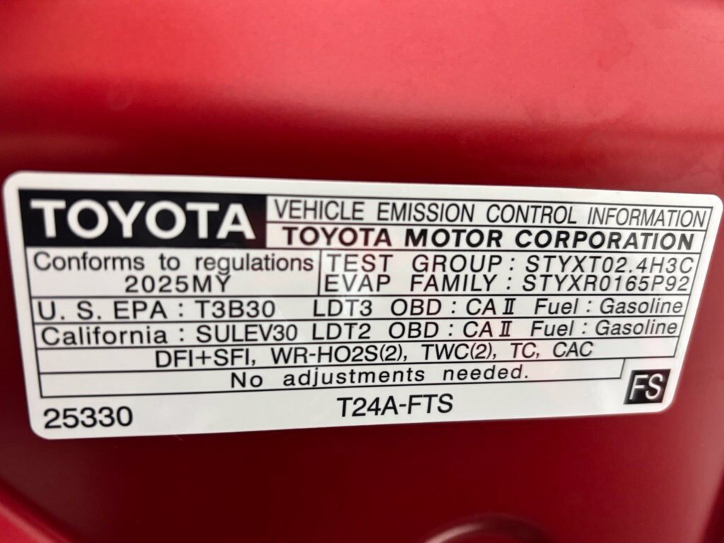 Used 2025 Toyota 4Runner Limited AWD/4WD image 69