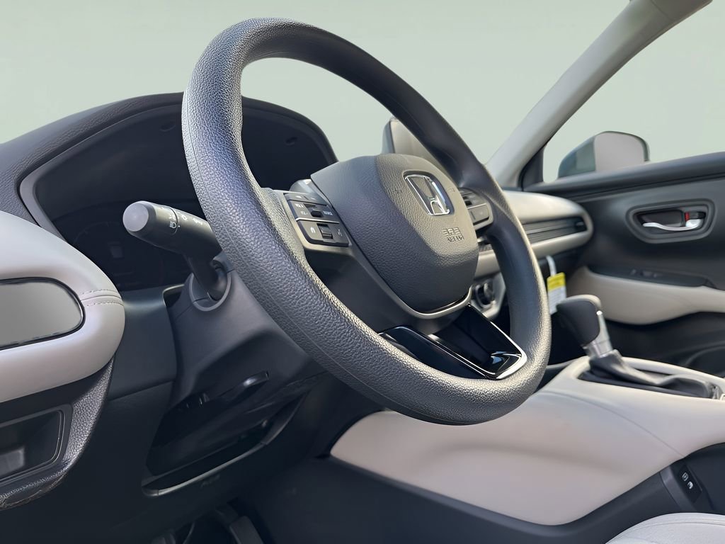Used 2025 Honda HR-V LX image 12