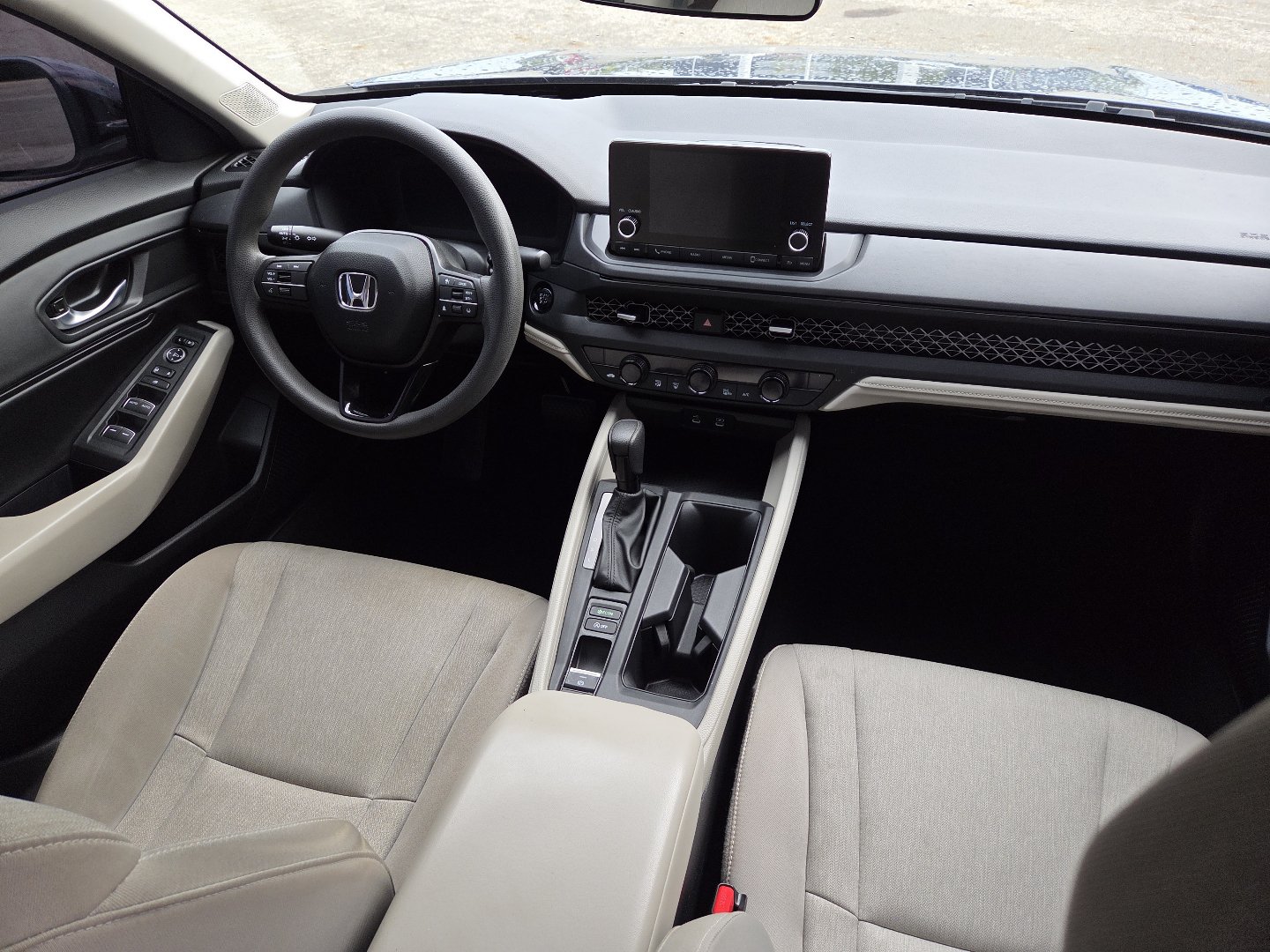 Used 2025 Honda Accord SE image 22