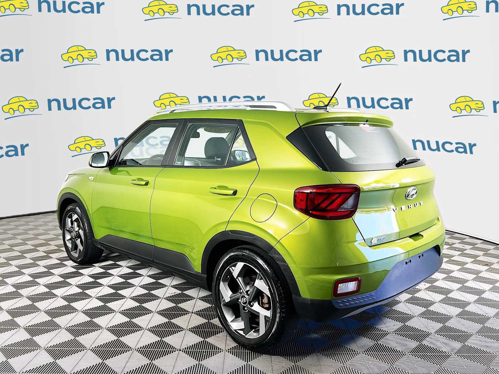 Certified 2023 Hyundai Venue SEL w/ Cargo Package image 5