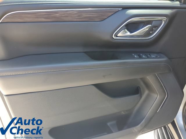 Used 2023 Chevrolet Suburban LS RWD image 21