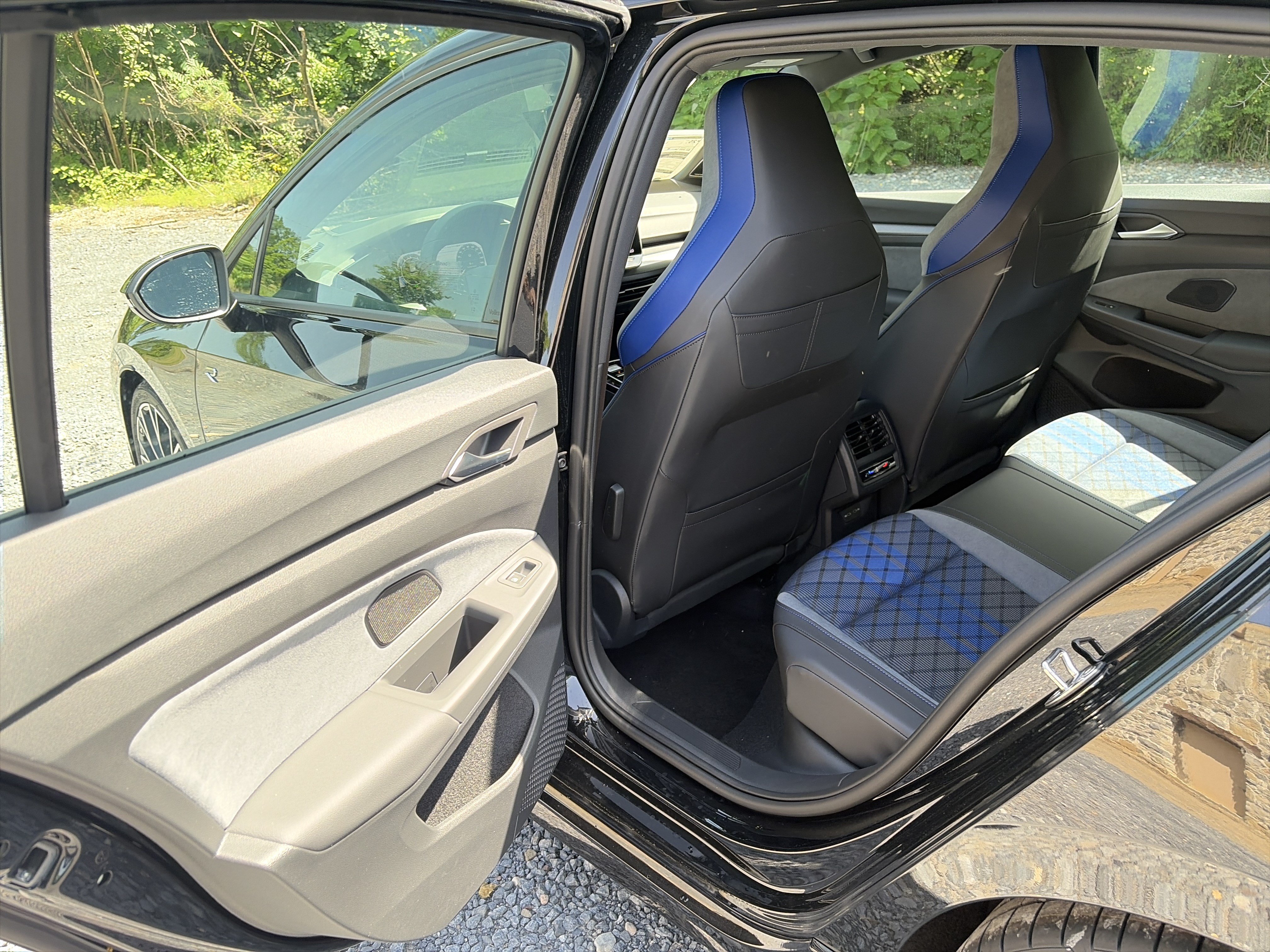 New 2026 Volkswagen Golf w/ Euro Style Package AWD/4WD image 15