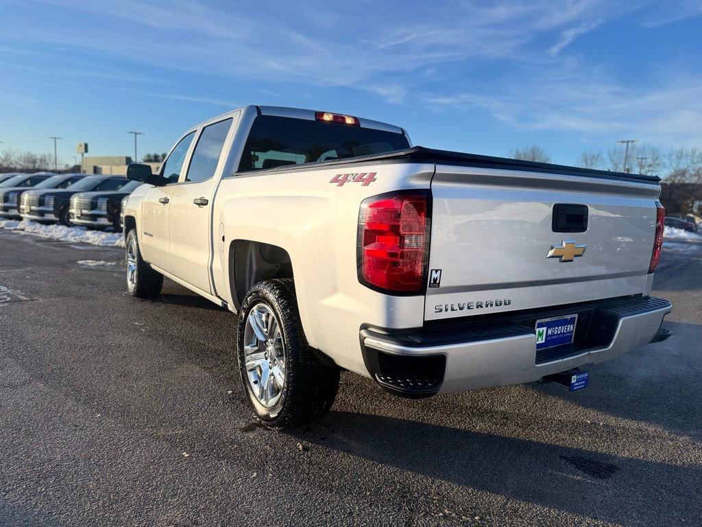 Used 2018 Chevrolet Silverado 1500 Custom w/ Custom Value Package image 3