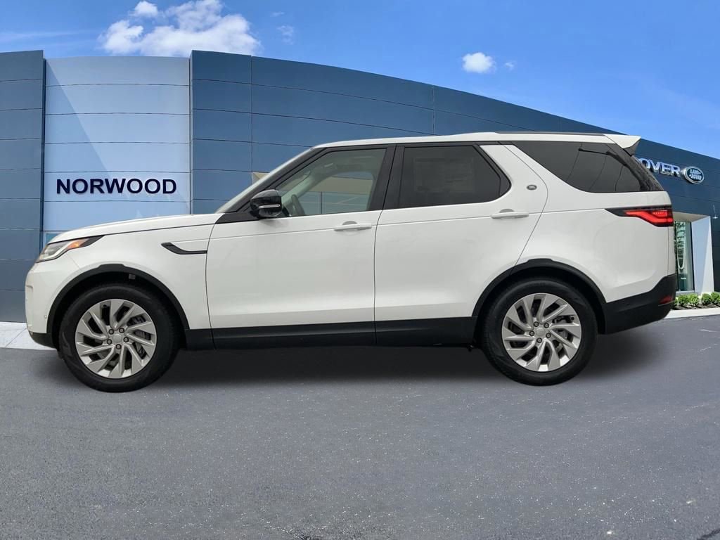 New 2025 Land Rover Discovery S image 5