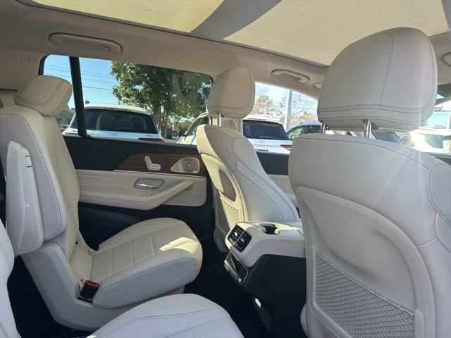 Certified 2025 Mercedes-Benz GLS 450 4MATIC image 29