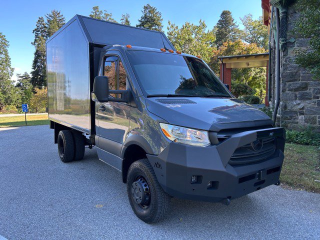 Used 2023 Mercedes-Benz Sprinter 3500 image 14