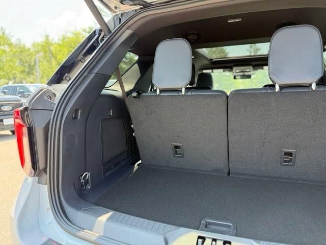 New 2026 Ford Explorer ST w/ Sun And Sound Package AWD/4WD image 7