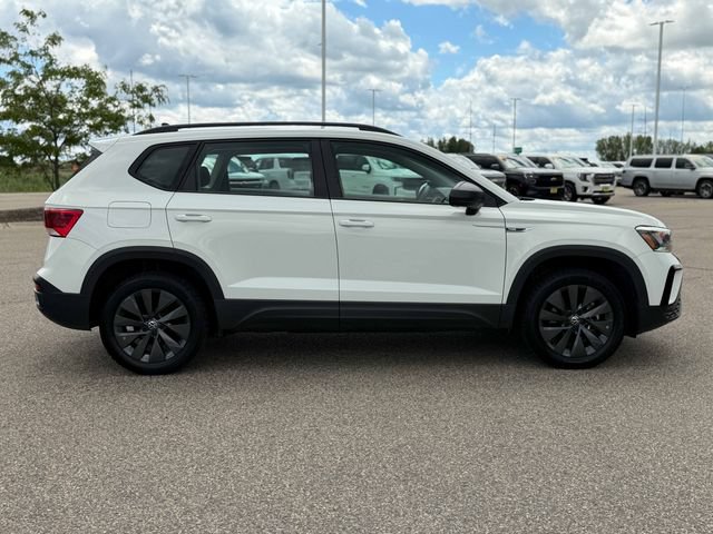 Used 2022 Volkswagen Taos S FWD image 5