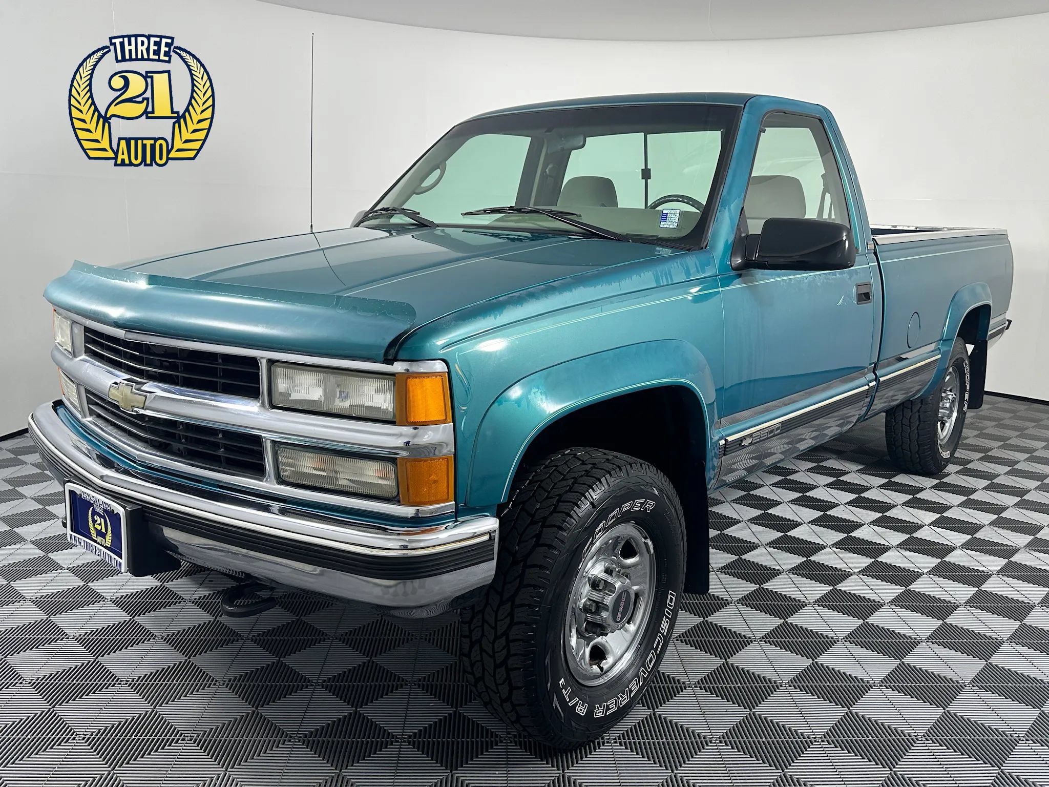 Used 1996 Chevrolet Silverado 2500 4x4 Regular Cab image 1