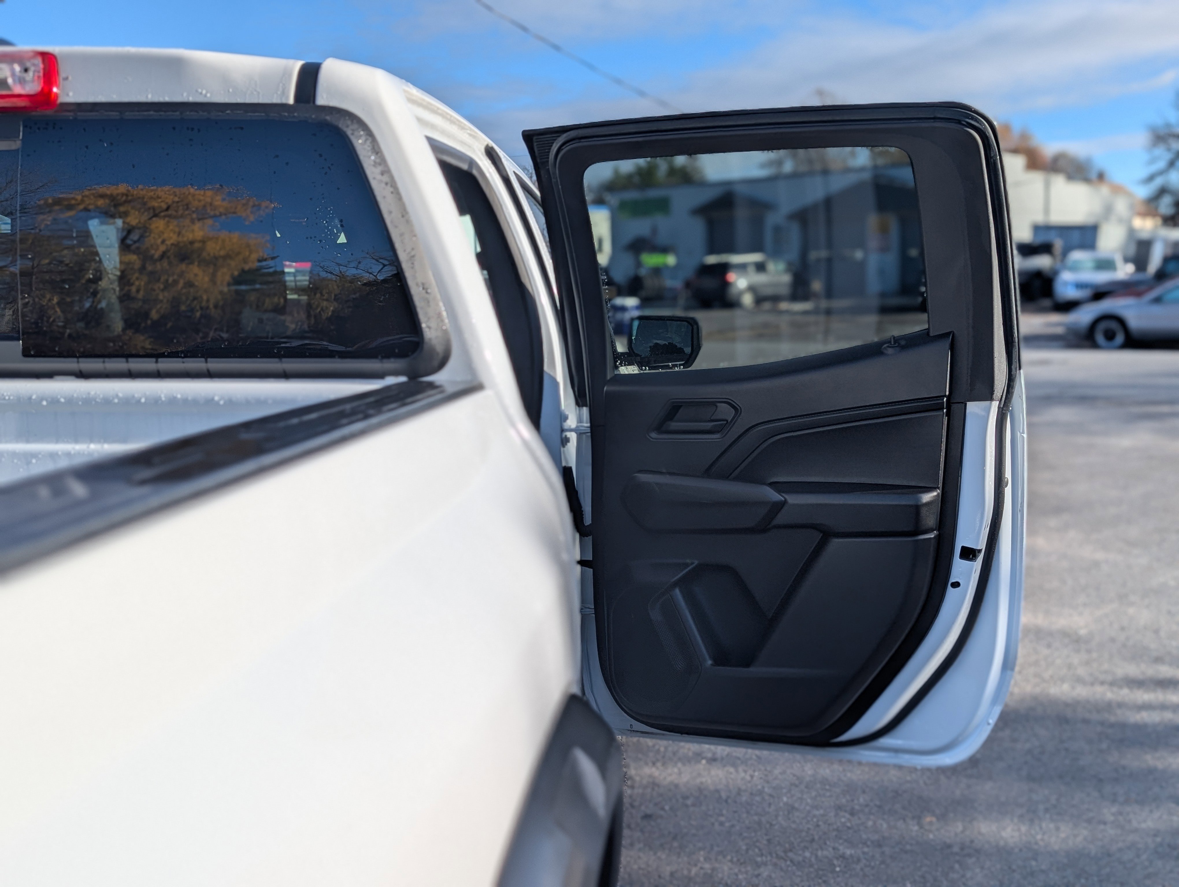 Used 2024 Chevrolet Colorado Trail Boss w/ Advanced Trailering Package image 38