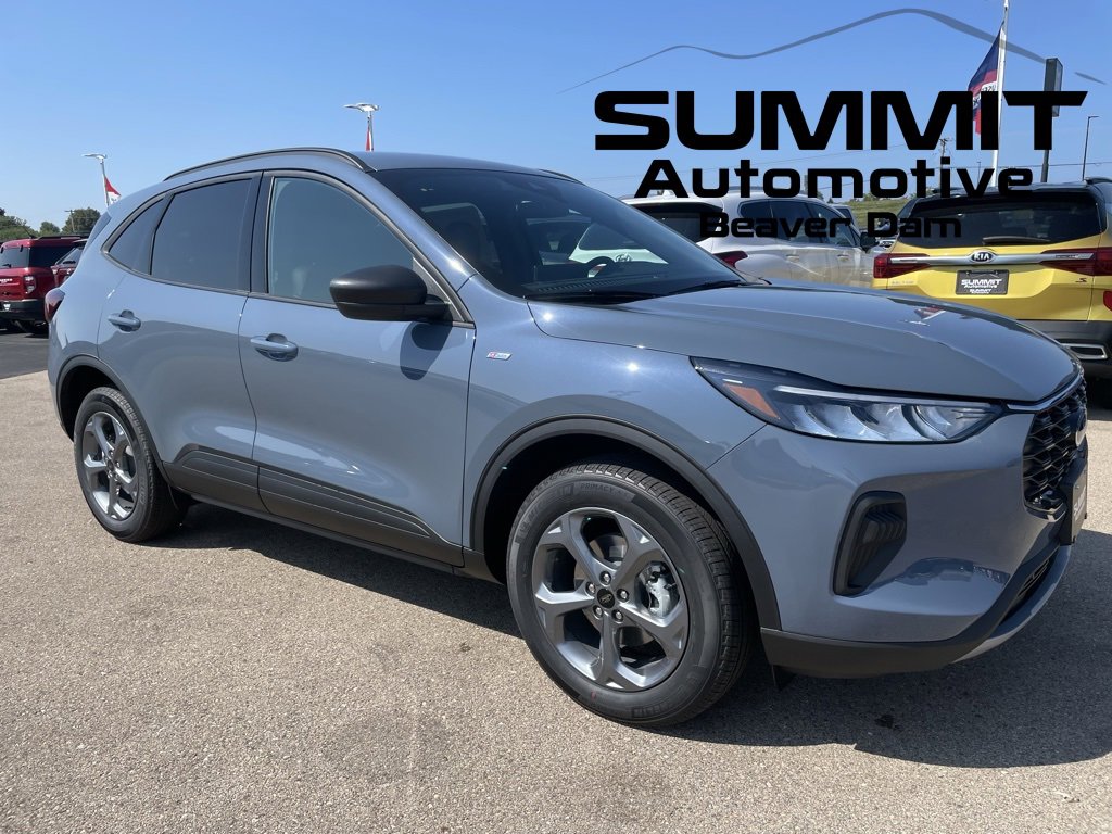 New 2025 Ford Escape ST-Line