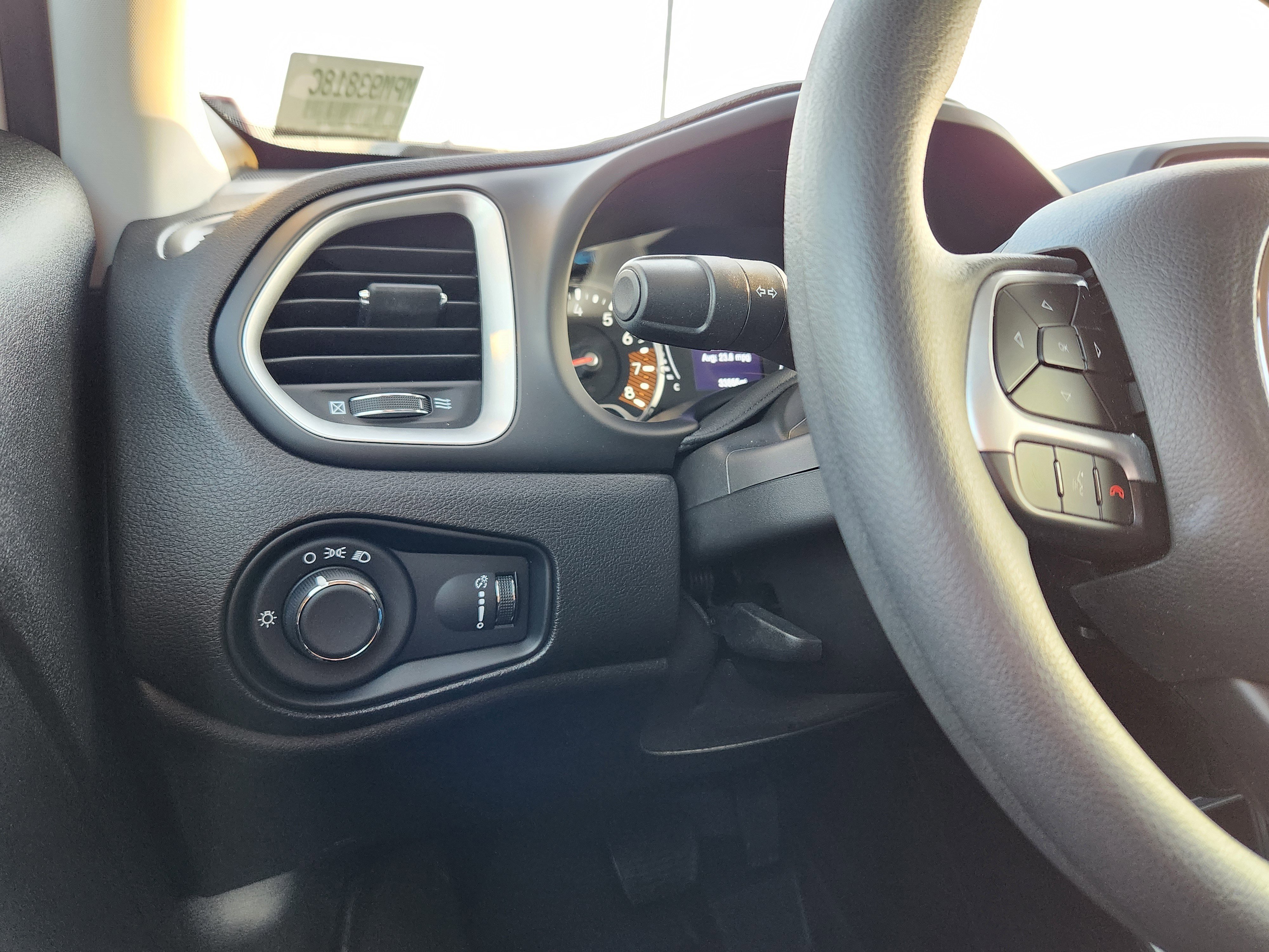Used 2021 Jeep Renegade Sport w/ Sport Appearance Group FWD image 24