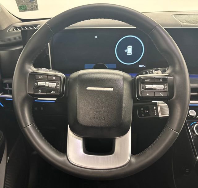 Used 2025 Hyundai Santa Fe Limited image 31