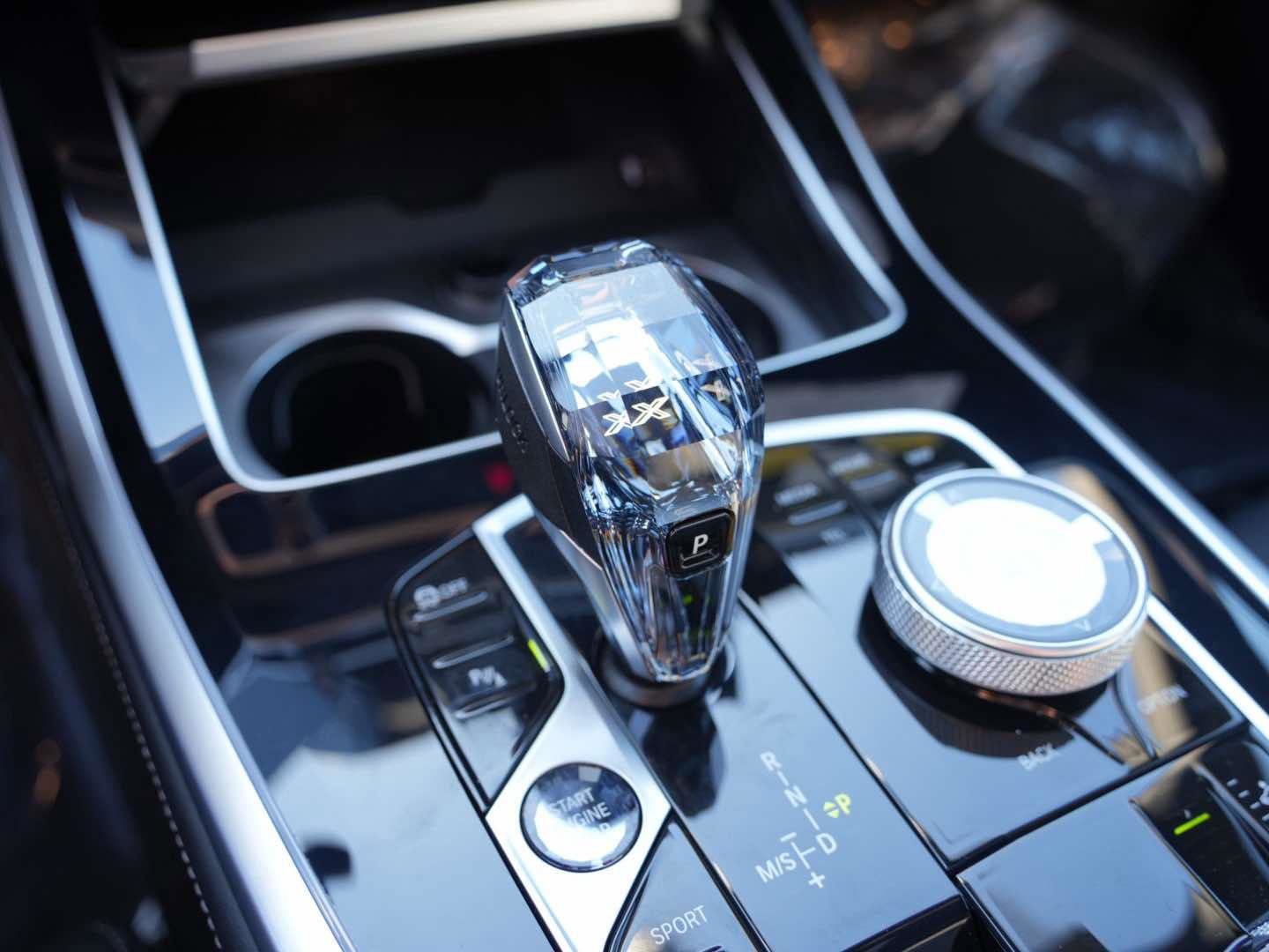 New 2026 BMW ALPINA XB7 image 27