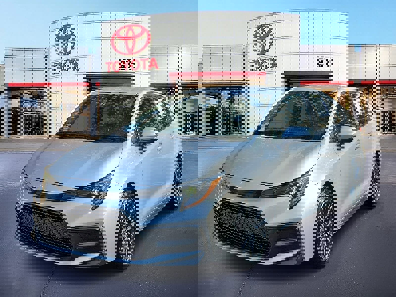 Used 2020 Toyota Corolla SE image 1