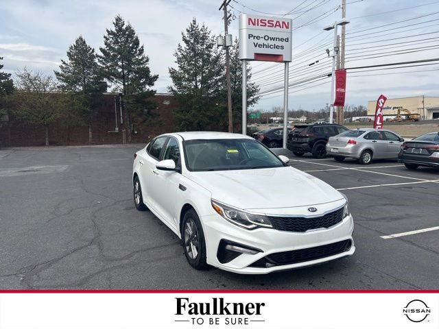 Used 2020 Kia Optima LX image 1