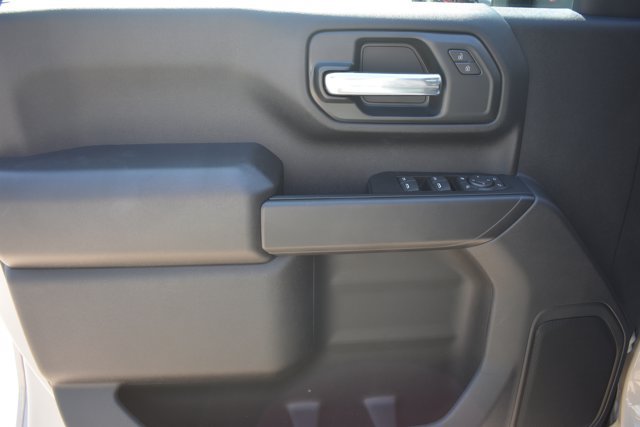 New 2026 Chevrolet Silverado 2500 Custom w/ Custom Value Package AWD/4WD image 16