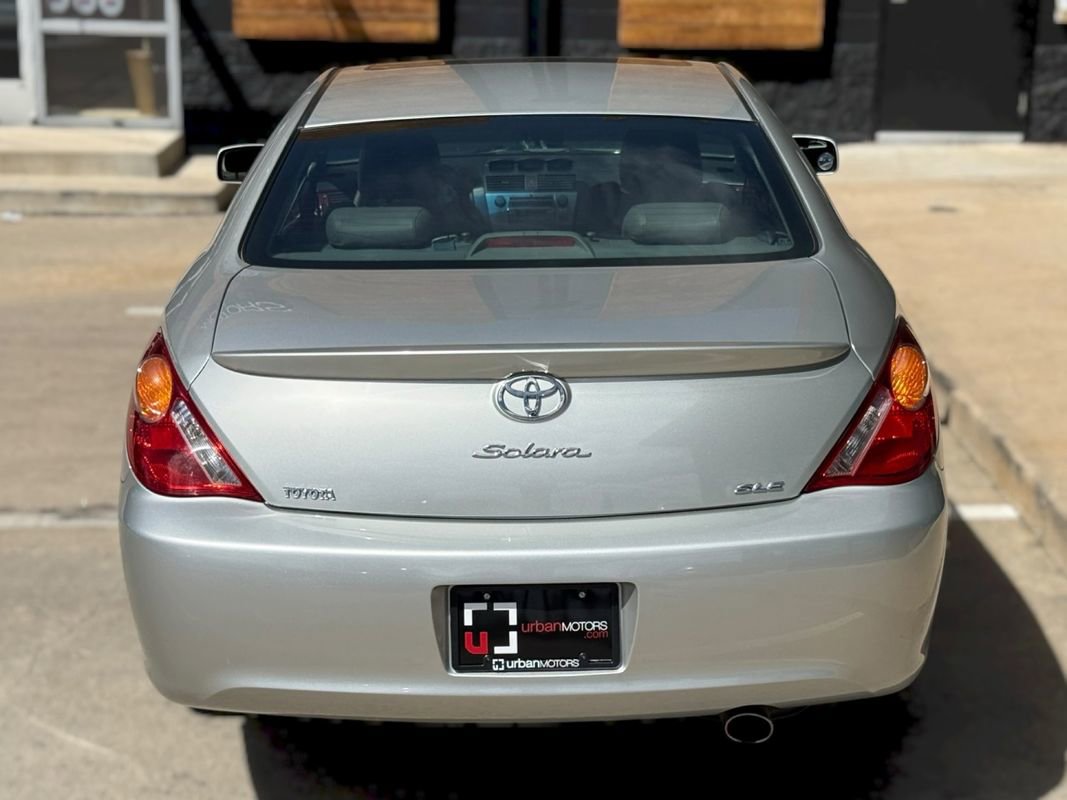 Used 2004 Toyota Solara SE FWD image 12