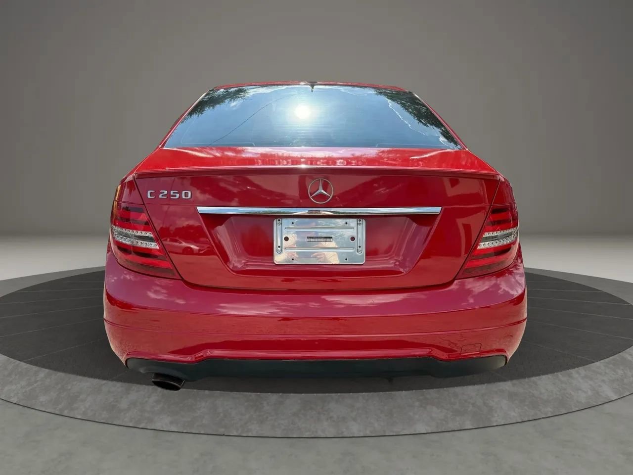 Used 2014 Mercedes-Benz C 250 Sedan image 4