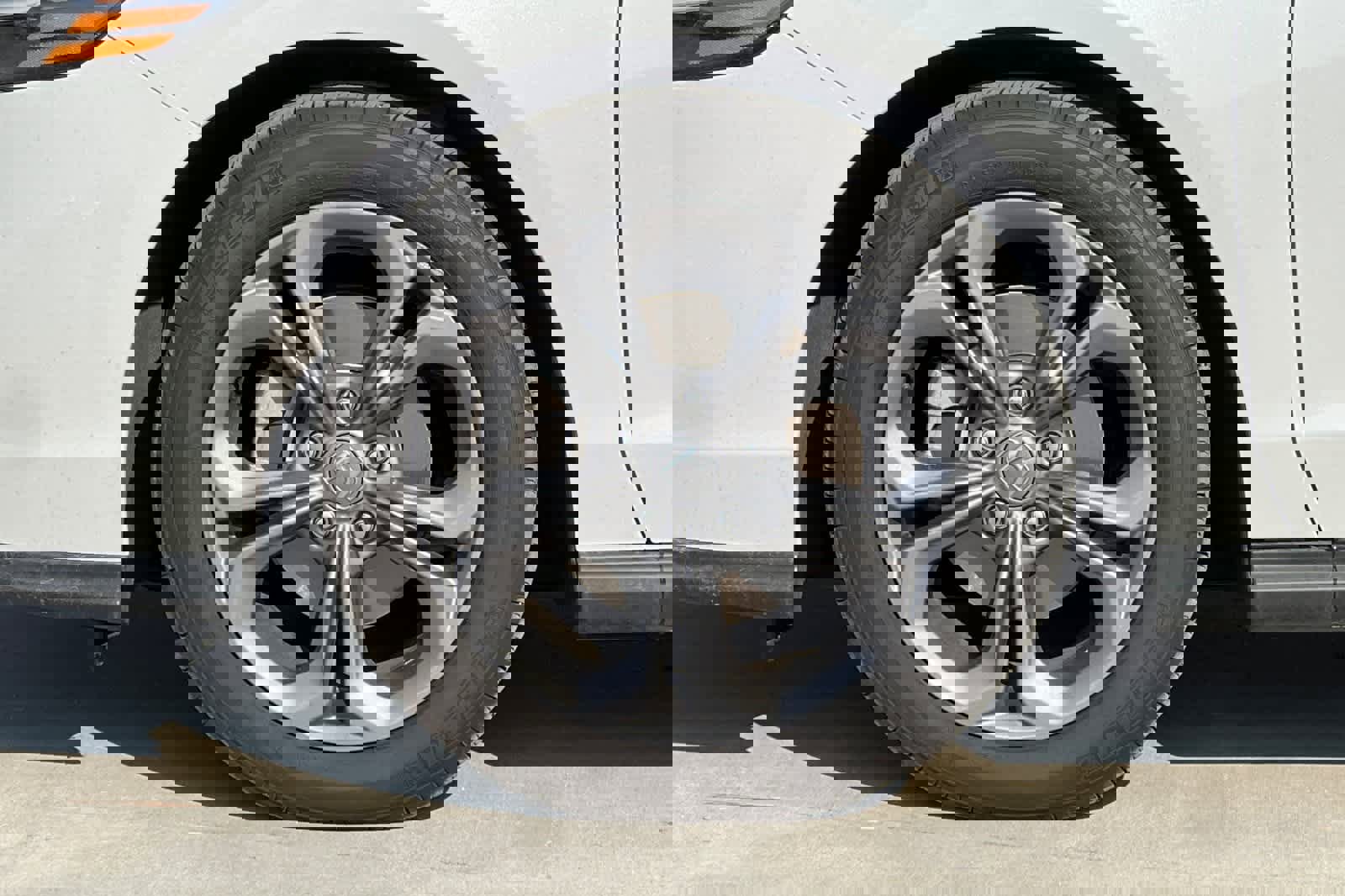 Used 2023 Honda Accord EX image 27