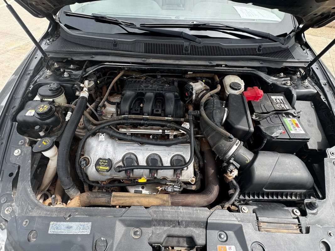 Used 2011 Ford Taurus SEL w/ 201A Rapid Spec Order Code FWD image 20