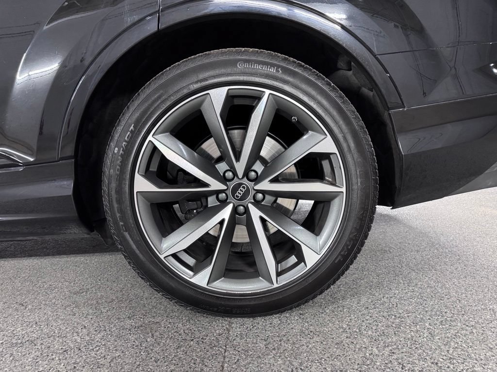 Used 2024 Audi SQ7 Premium Plus AWD/4WD image 15