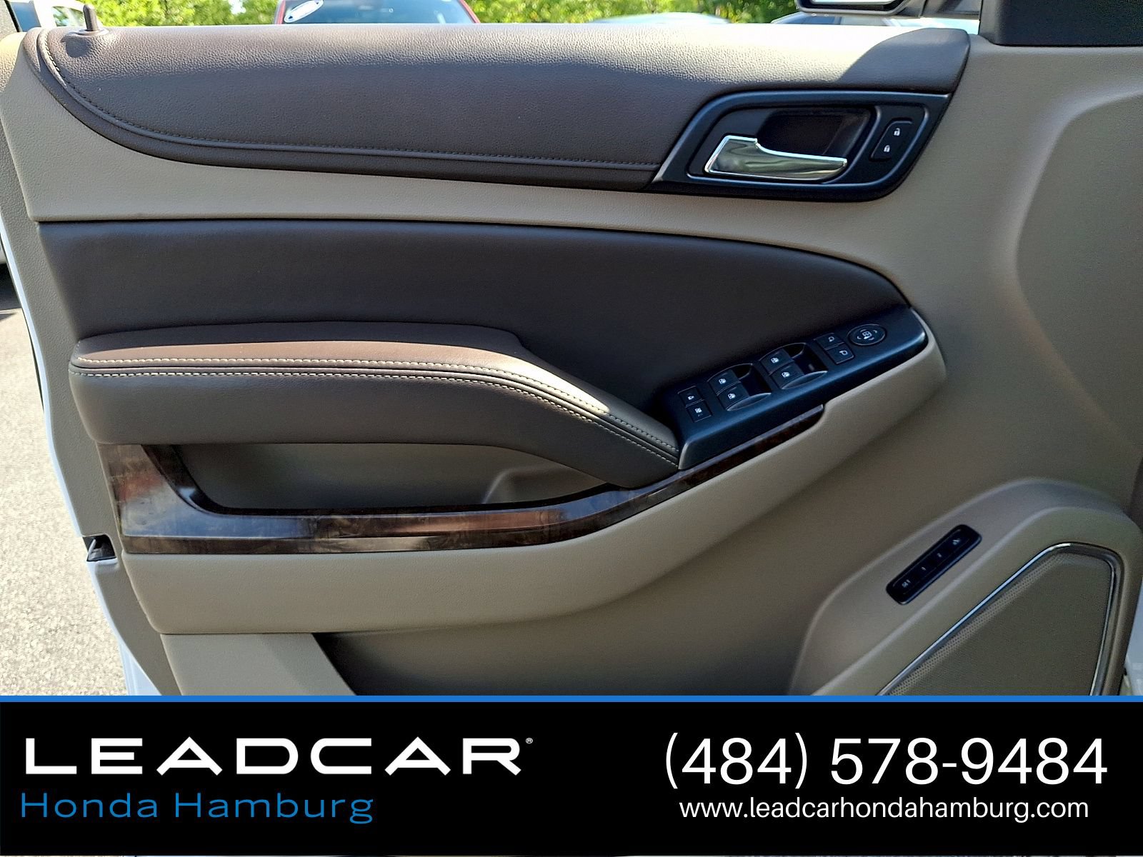 Used 2015 Chevrolet Suburban LT AWD/4WD image 14