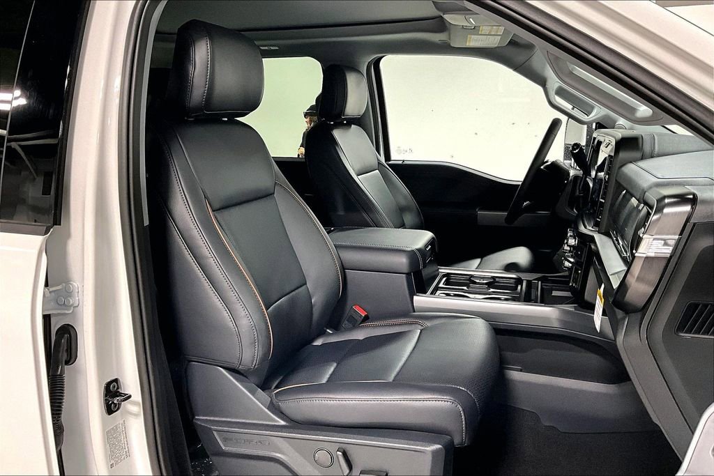 Used 2026 Ford F450 Lariat image 10