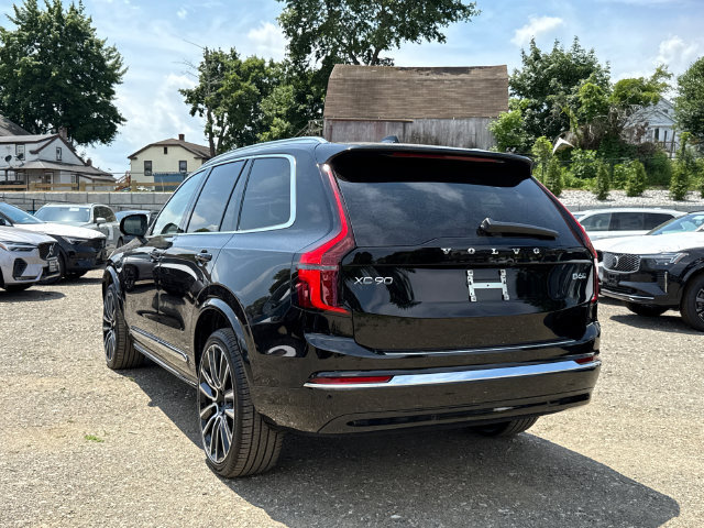 Used 2026 Volvo XC90 B6 Plus w/ Protection Package Premier AWD/4WD image 2