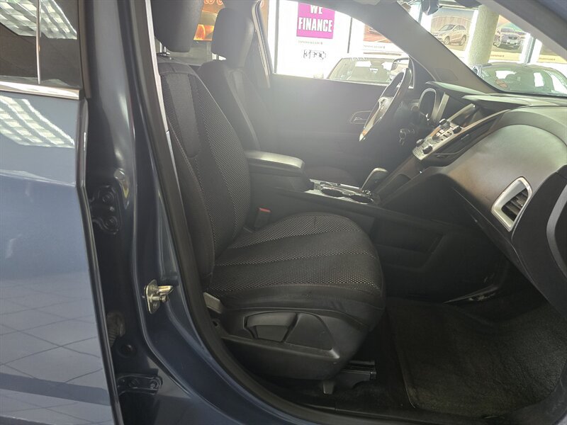 Used 2012 Chevrolet Equinox LT w/ Driver Convenience Package FWD image 14
