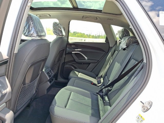 Used 2025 Audi Q5 Premium Plus AWD/4WD image 6