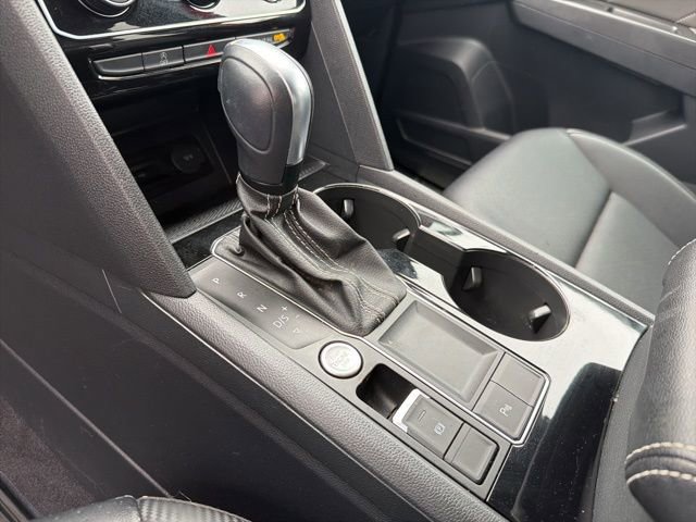 Used 2022 Volkswagen Atlas Cross Sport SE image 26