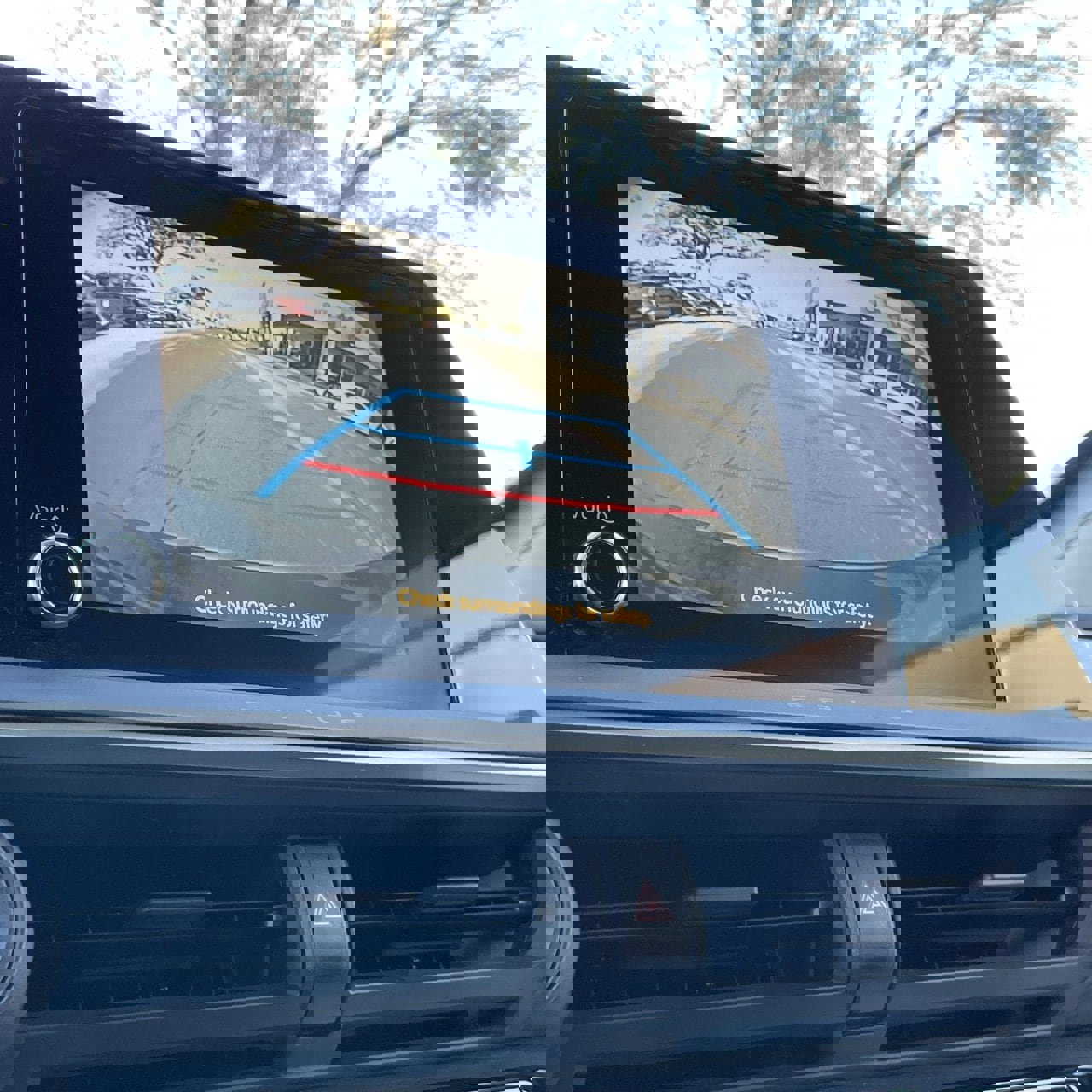 Used 2023 Toyota Prius LE image 18