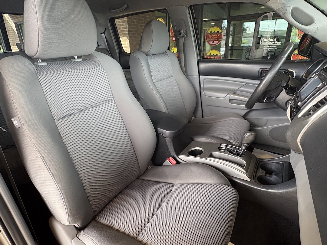 Used 2014 Toyota Tacoma 4x4 Double Cab w/ TRD Sport Package image 27