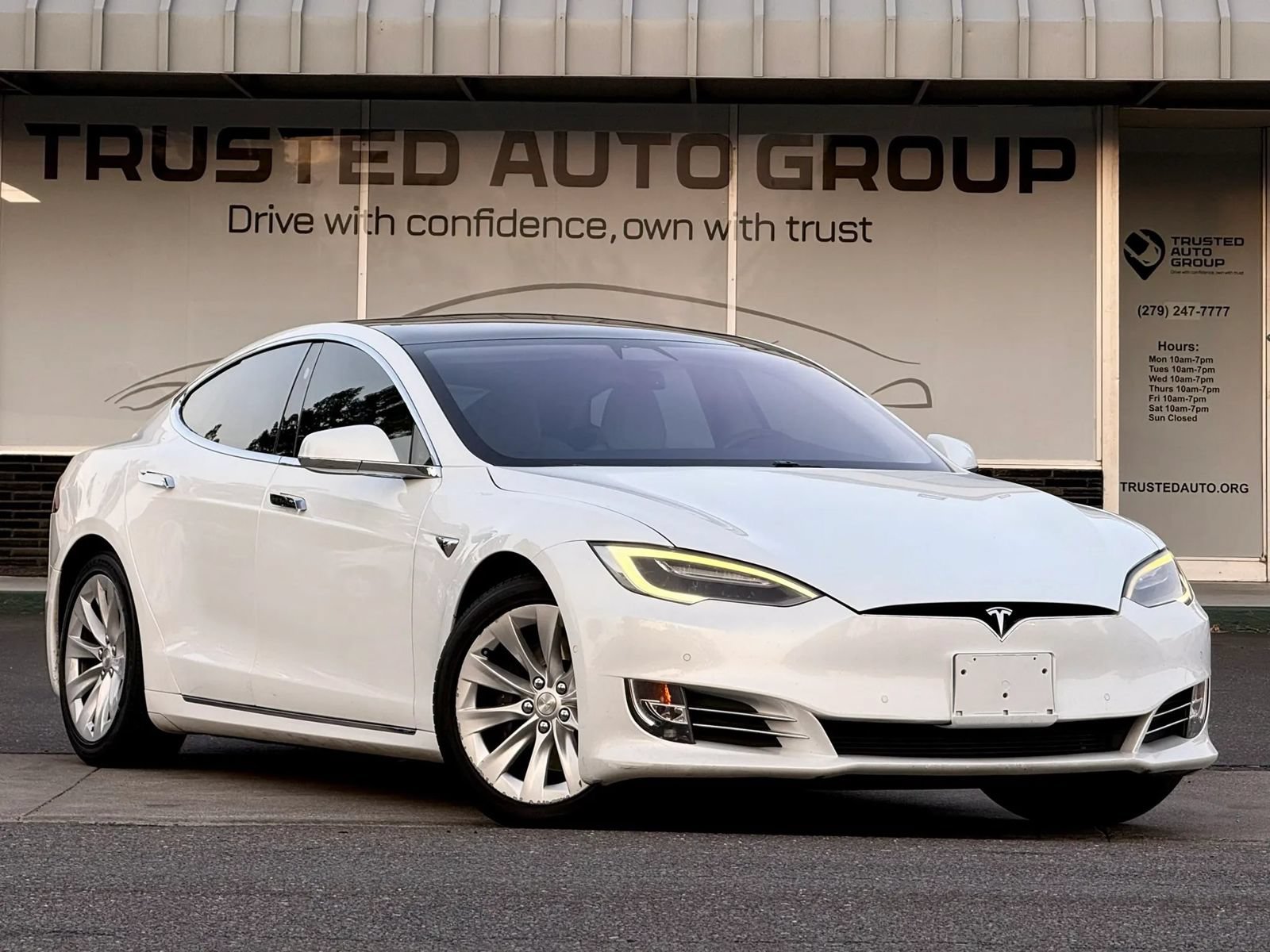 Used 2019 Tesla Model S 75D AWD/4WD image 2