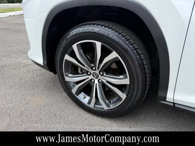 Used 2022 Lexus RX 350L Premium w/ Premium Package AWD/4WD image 9