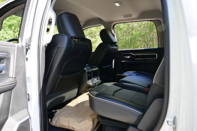 Used 2024 RAM 3500 Laramie AWD/4WD image 24