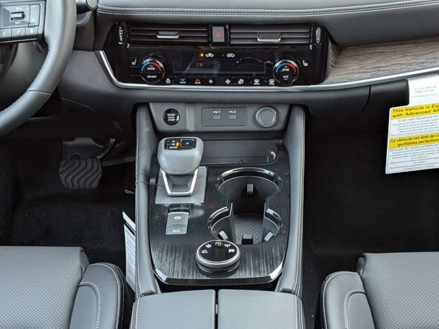 New 2025 Nissan Rogue Platinum w/ Platinum Premium Package image 21