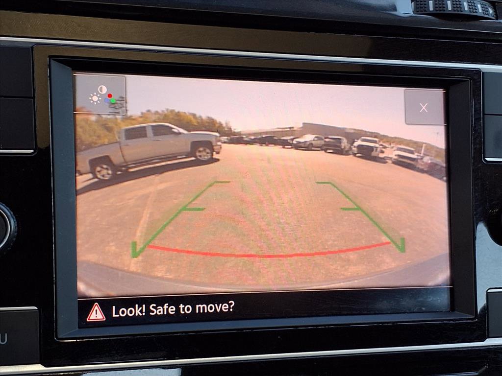 Used 2021 Volkswagen Golf 4-Door image 18