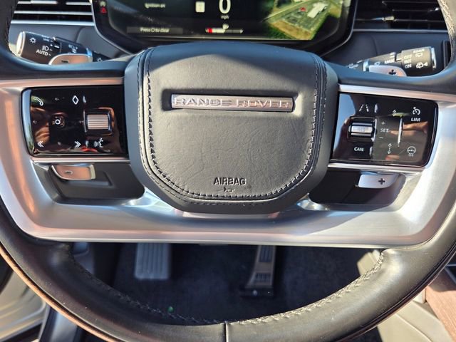 Used 2023 Land Rover Range Rover Long Wheelbase SE image 27