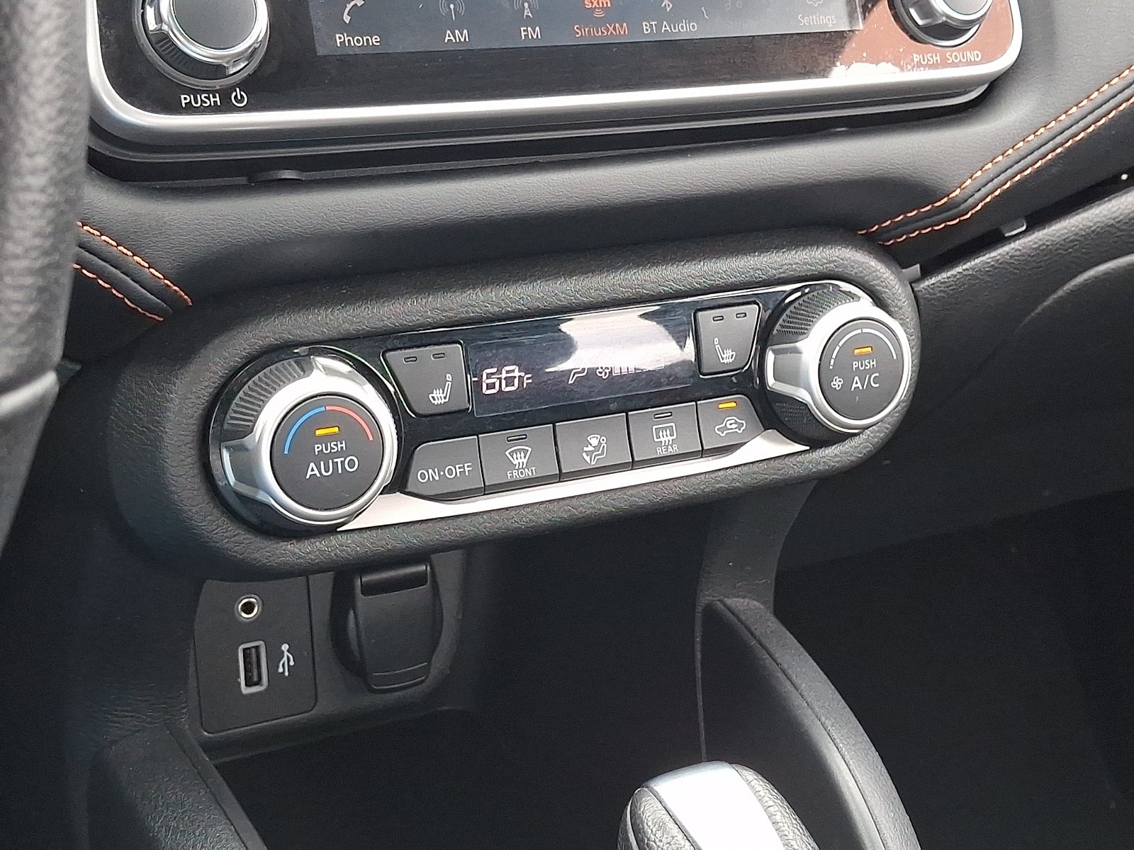 Used 2020 Nissan Versa SR w/ Convenience Package FWD image 17