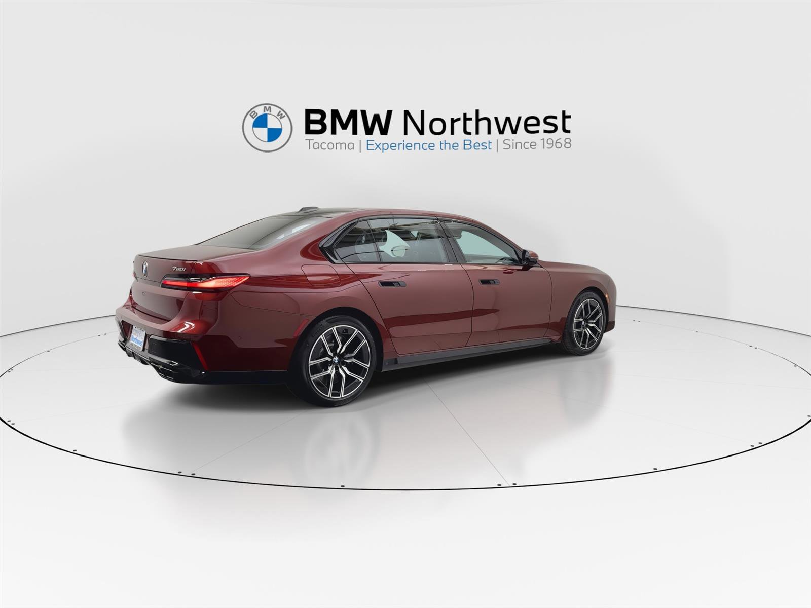 New 2026 BMW 760i xDrive w/ Executive Package image 3