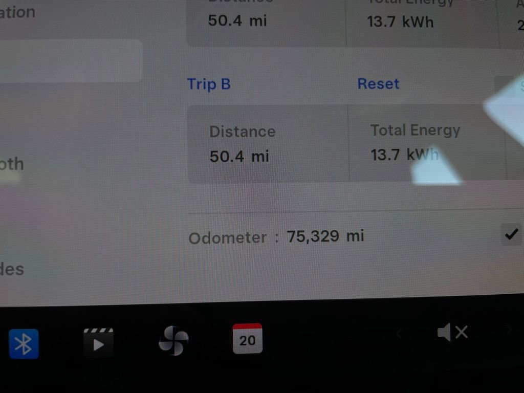 Used 2020 Tesla Model 3 Standard Range Plus RWD image 28