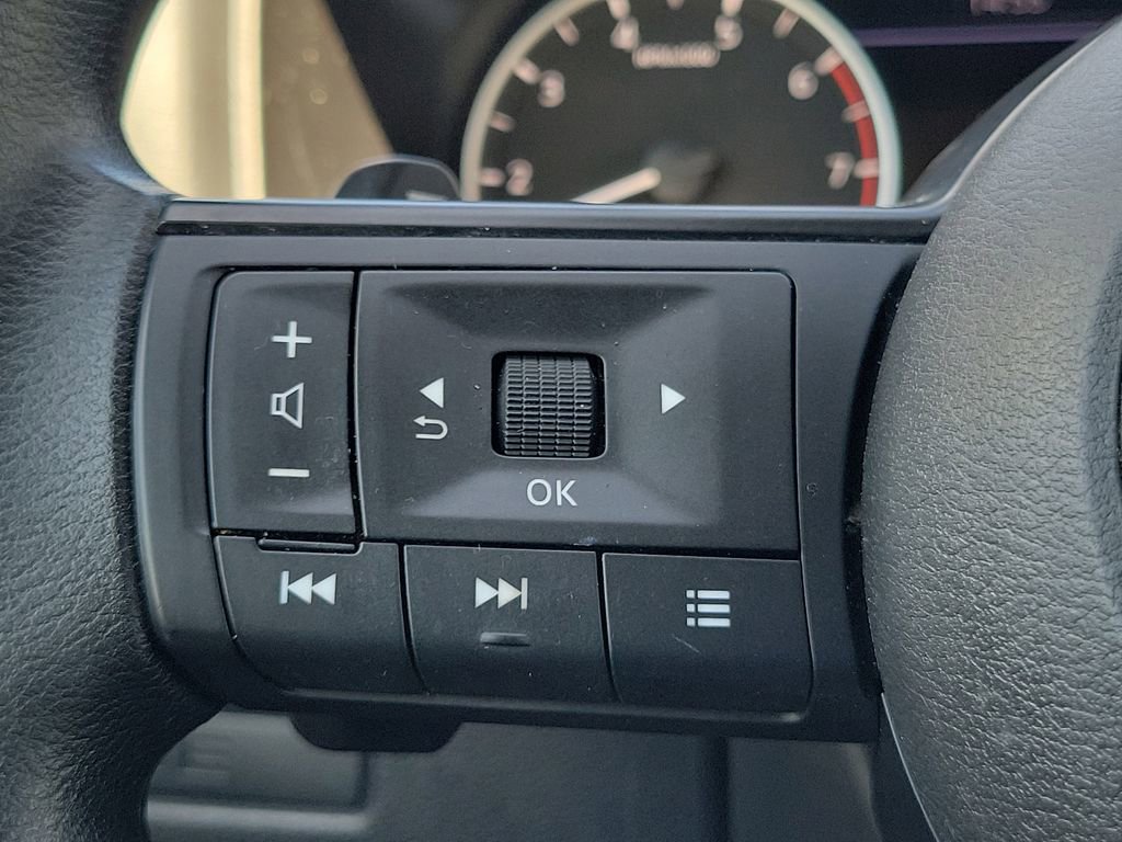 Certified 2024 Nissan Rogue S FWD image 19