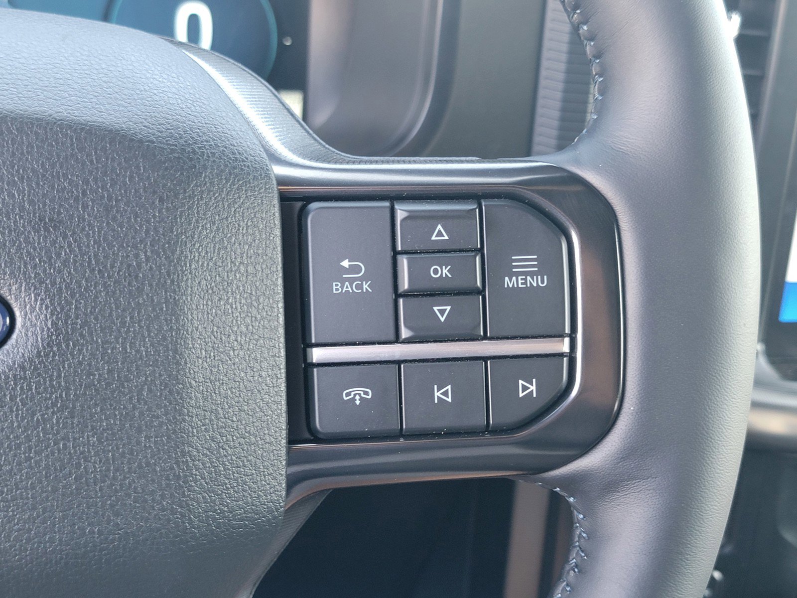 New 2025 Ford F150 Platinum w/ Equipment Group 702A High image 26