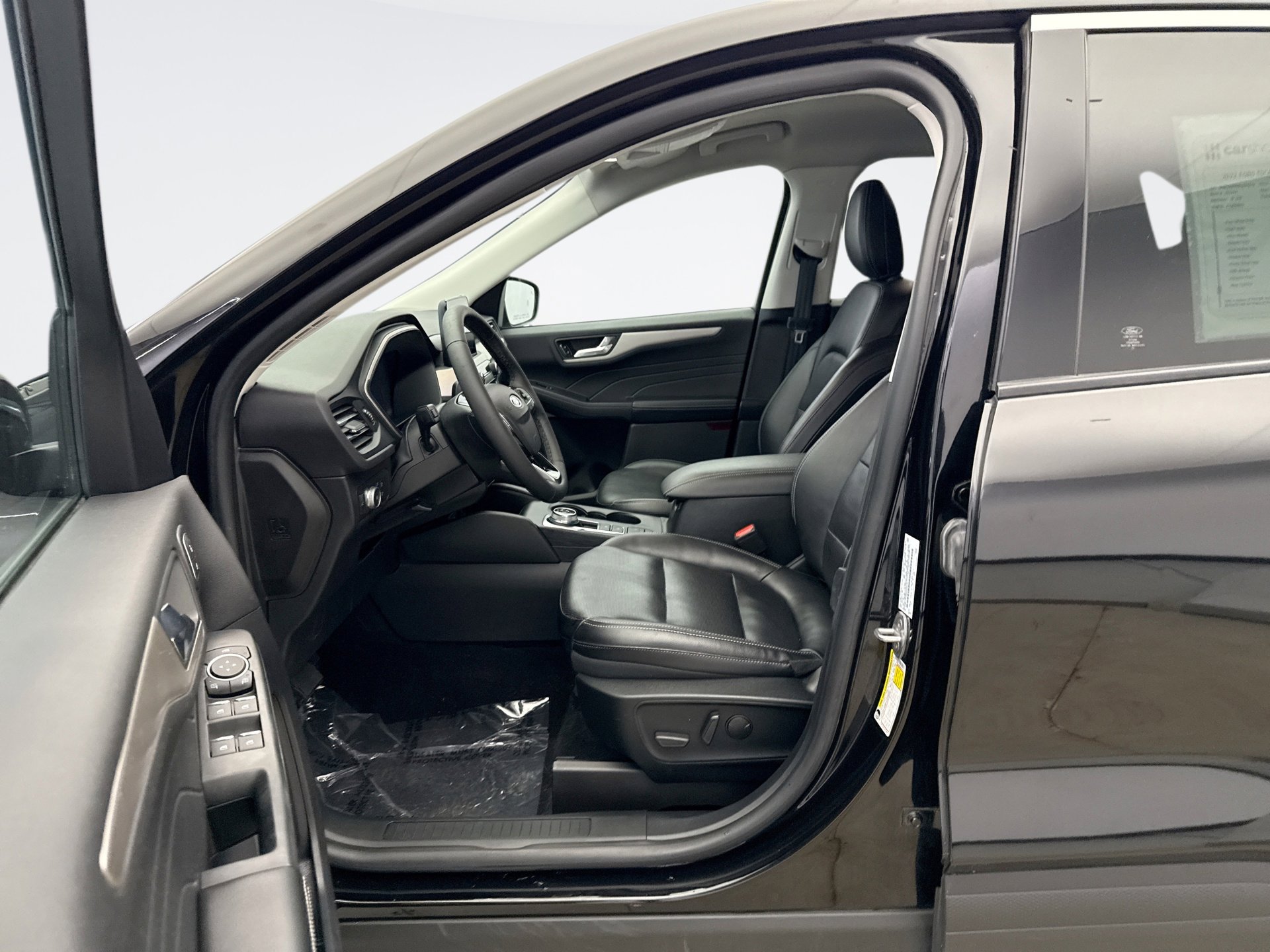 Used 2022 Ford Escape SEL w/ Technology Package image 10