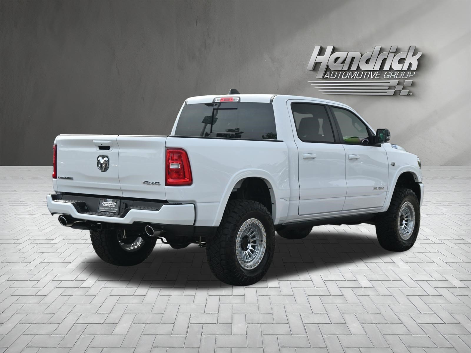 New 2026 RAM 1500 Laramie AWD/4WD image 10