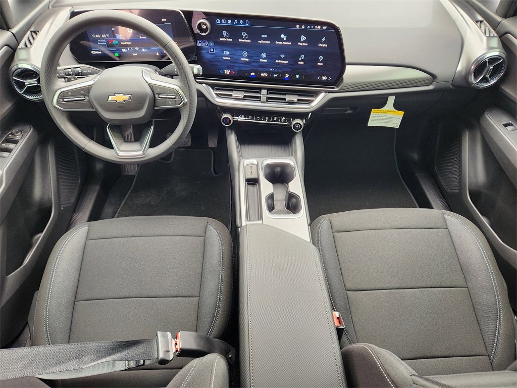 New 2026 Chevrolet Equinox EV LT image 17