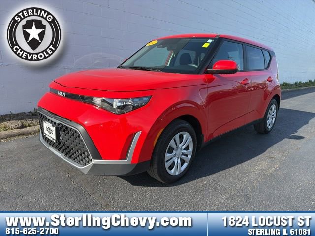 Used 2024 Kia Soul LX FWD image 1
