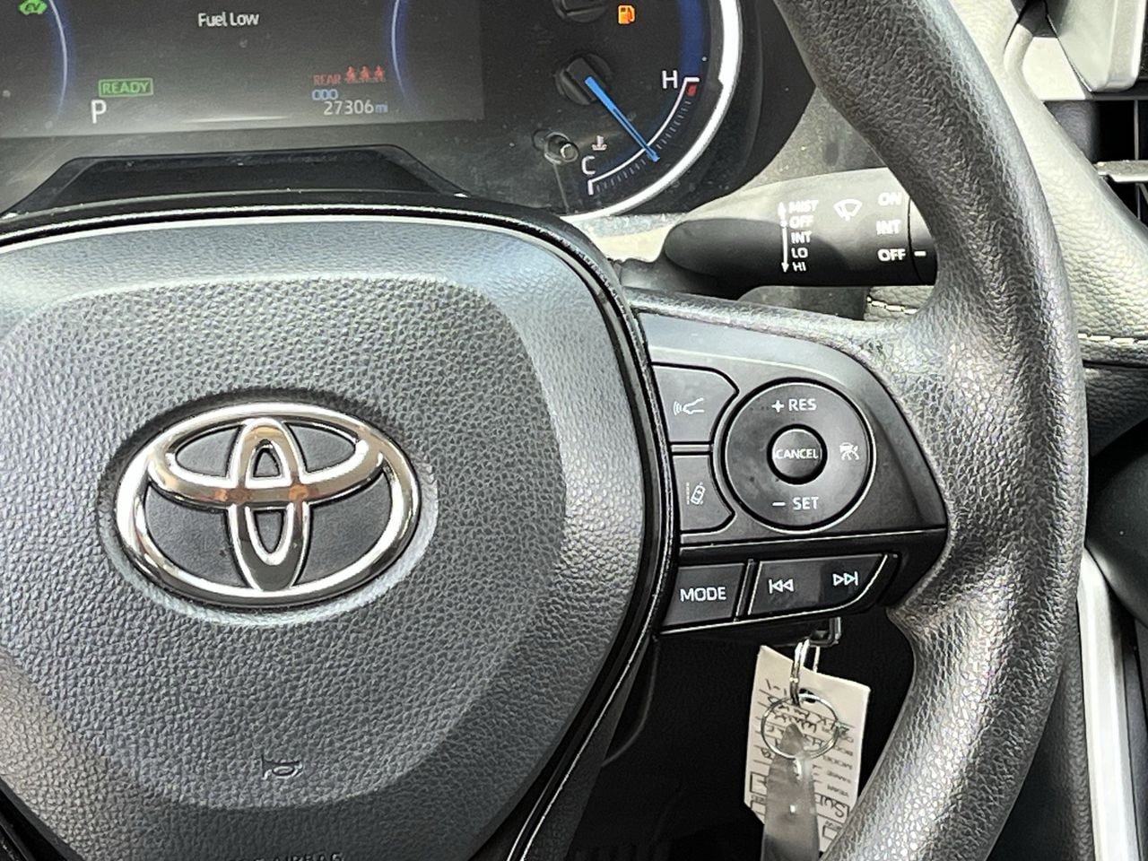 Used 2025 Toyota RAV4 LE AWD/4WD image 14